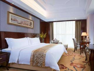 Vienna International Hotel Foshan Lecong Center - 6