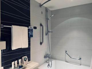 Park Inn by Radisson Shanghai Downtown - 5