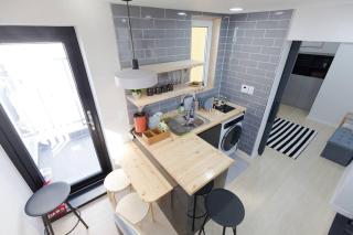 3R+2Baths/ Ewha / Sogang / near Shinchon & Hongdae - Seoul - 0