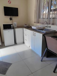 Back of the Moon Guesthouse - Kuruman - 8