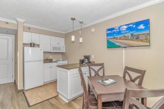 Immaculate Ocean View Suite!-Caravelle Resort 1004-Sleeps 6 Guests! - Myrtle Beach - 3
