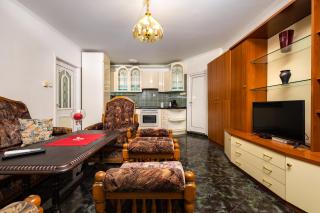 A Nostalgic Getaway in Plovdiv's Historic Quarter by Flat Mаnager - 4
