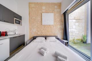 Beautiful apartment Bordeaux with private terrace - 1