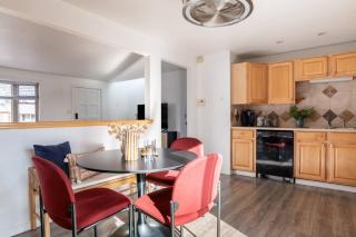 Arvada Escape: Central 4Br - Themed - Fire Pit - 4