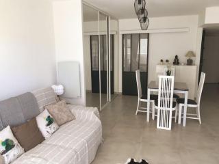 Magnifique studio au pied des plages - 8