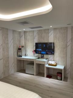 Benz Hotel - Zhongli - 1