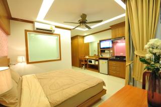 Green Harbor Hotel & Service Apartment - Patong - 5