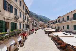 Spacious 1Bedroom on the Main Square of Kotor - Kotor - 4