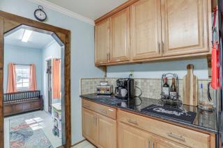 Pet-Friendly Florida Escape with Patio and Fire Pit! - O'Brien - 2