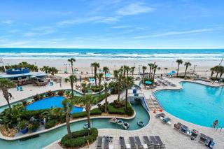 Luxury Beachfront Villa Resort Ocean Walk - Daytona Beach - 8