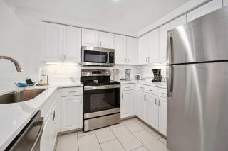 Luxury 10th Floor 2 BR Condo Direct Oceanfront Wyndham Ocean Walk Resort Daytona Beach | 1027 - Daytona Beach - 2
