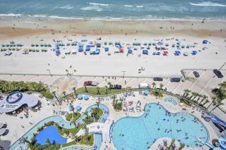 Oceanfront Beach Escape Ocean Walk Resort Daytona - Daytona Beach - 0