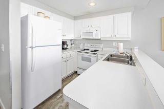 Penthouse 19th Floor Resort Oasis Ocean Villa - Daytona Beach - 3