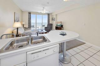 Luxury 18th Floor 1 BR Condo Direct Oceanfront Wyndham Ocean Walk Resort Daytona Beach | 1808 - Daytona Beach - 6
