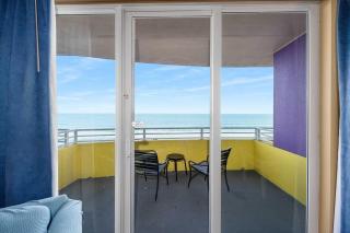 Luxury 6th Floor 1 BR Condo Direct Oceanfront Wyndham Ocean Walk Resort Daytona Beach | 609 - Daytona Beach - 7