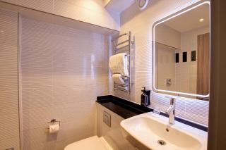 City Sleeper at Royal National Hotel - London - 1