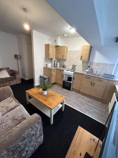 Two bedroom apartment room 18 - Stockton-on-Tees - 9