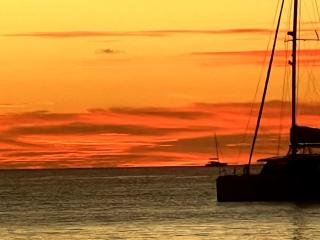 4 Guests - Stunning View - Pool - South Finger - 3