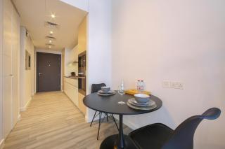Chic Studio Gem in JVC - Dubai - 3