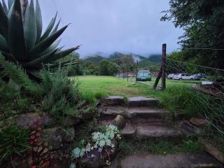 Bosberg Selah - Cosy 2-Bedroom Apartment with Mountain View - Somerset East - 5