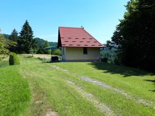 Robinson "Mountain getaway" for Rest and Recreation sorrounded by Nature-PET FRIENDLY - Macelj - 7