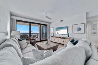 Romar House 401B - 8