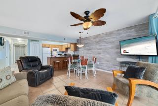 Seaside Beach & Racquet Club 5715 - 7