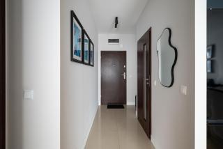 Metro Młynów Homely Apartment by BookingHost - 1