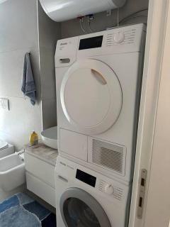 Family Friendly 2 Bedroom Apartment Eden Gardens Tirana City Center - Tirana - 8