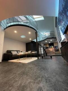 Duplex avec jacuzzi + billard - 6