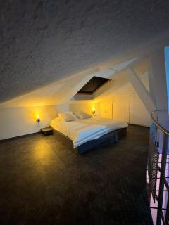 Duplex avec jacuzzi + billard - 3