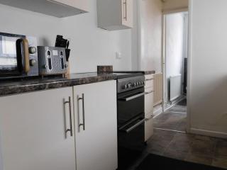 Lorne Lodge Central Swindon - 2