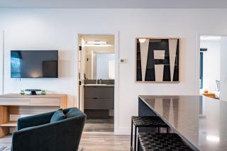 Escape to Revy - Beautifully Designed Condo - 6