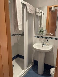 HOSTAL EL NIÑO - Brenes - 8