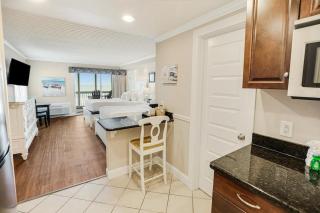 Quintessential Beach Retreat 2nd Flr - 5