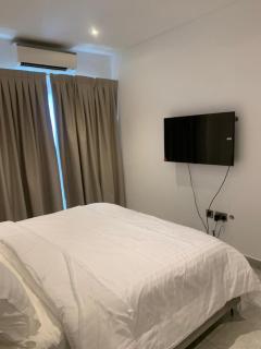 The signature apartment standard 2bedroom (1) - Accra - 4