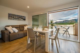 Apartamento con terraza, vistas playa y montaña - 7