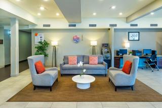 Comfort Inn & Suites - Terrace - 8