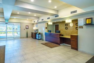 Comfort Inn & Suites - Terrace - 4
