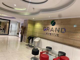 Large Ground Floor Condo, Grand Avenue, Central Pattaya - Pattaya - 9