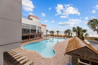 *OCEAN FRONT* Luxury Grand Cayman Restort, 10 pools, hot tubs, lazy river, water park, 2 onsite restaurants, onsite STARBUCKS. - Myrtle Beach - 4