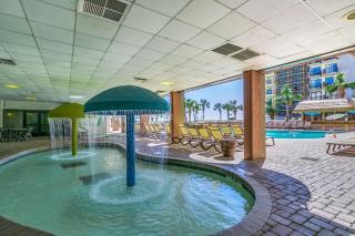*OCEAN FRONT* Luxury Grand Cayman Restort, 10 pools, hot tubs, lazy river, water park, 2 onsite restaurants, onsite STARBUCKS. - Myrtle Beach - 2