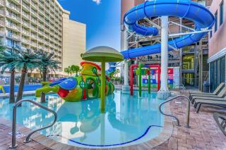 *OCEAN FRONT* Luxury Grand Cayman Restort, 10 pools, hot tubs, lazy river, water park, 2 onsite restaurants, onsite STARBUCKS. - Myrtle Beach - 5