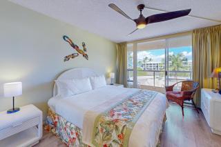 Maui Banyan H404 - 3