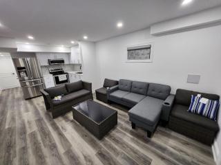 New Modern cozy room in Innisfil - 5