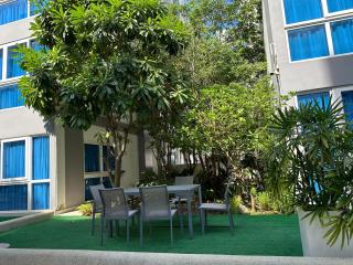 Large Ground Floor Condo, Grand Avenue, Central Pattaya - 6