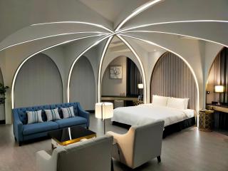 Seasons Boutique Motel - 5