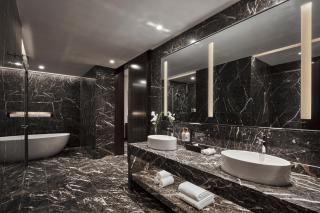 Crowne Plaza Shanghai Jinshan by IHG - Jinshan - 1