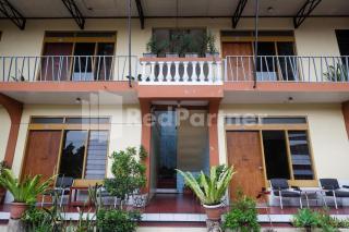 Hotel Sido Langgeng Tawangmangu Mitra RedDoorz - Karanganyar - 6