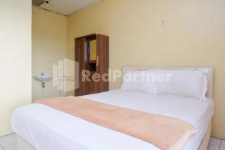 Hotel Sido Langgeng Tawangmangu Mitra RedDoorz - Karanganyar - 5